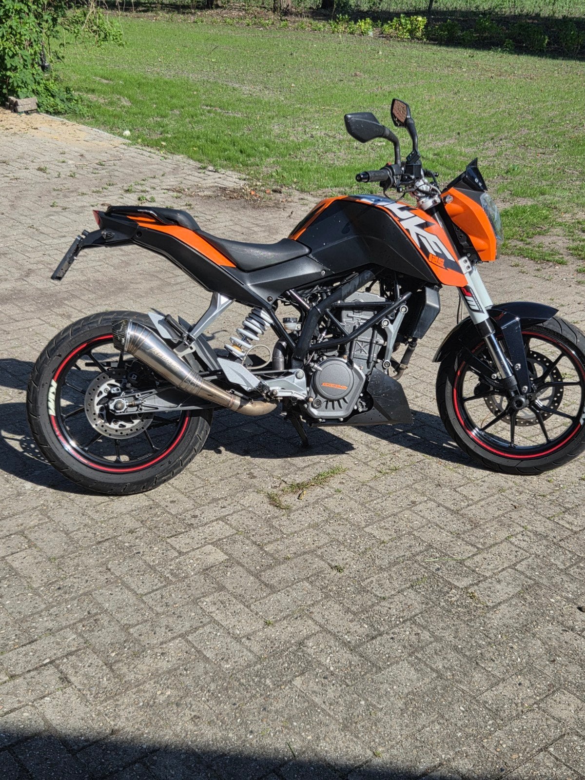 KTM Duke 125cc uit 2012 - Nette staat, loopt perfect!, Particulier