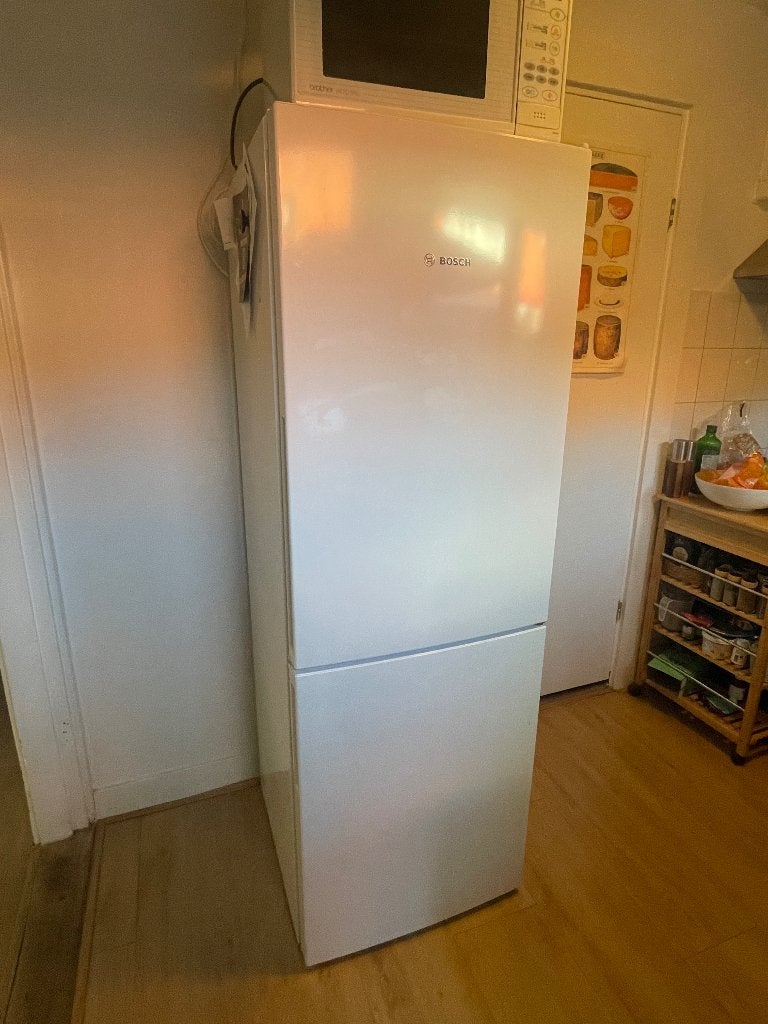 BOSCH KGV33VWEAS koelkast, Ophalen, 200 liter of meer, 60 cm of meer, 160 cm of meer