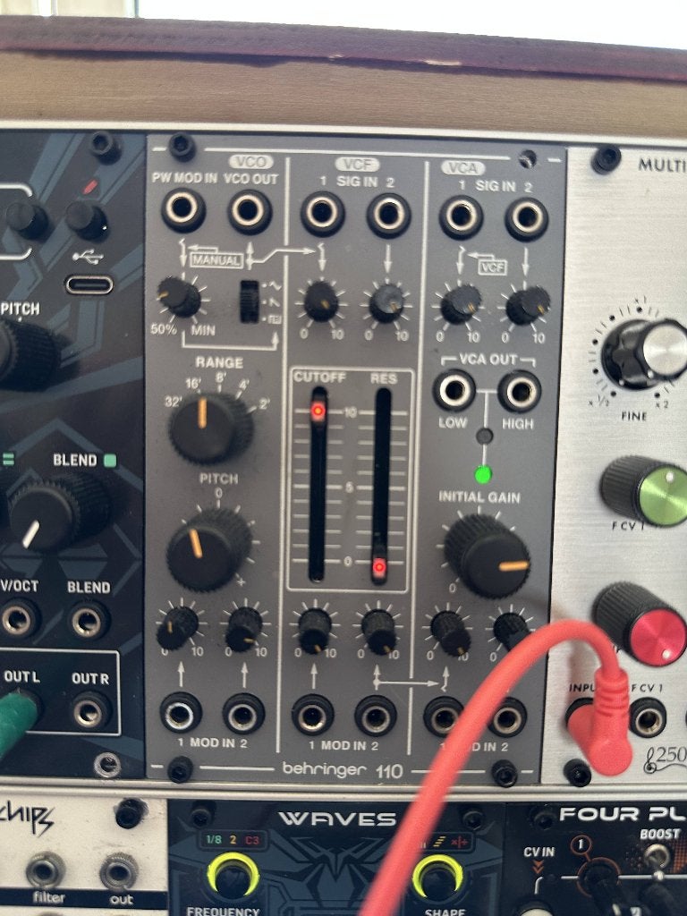 Behringer 110 VCO/VCA/VCF, Ophalen of Verzenden, Zo goed als nieuw