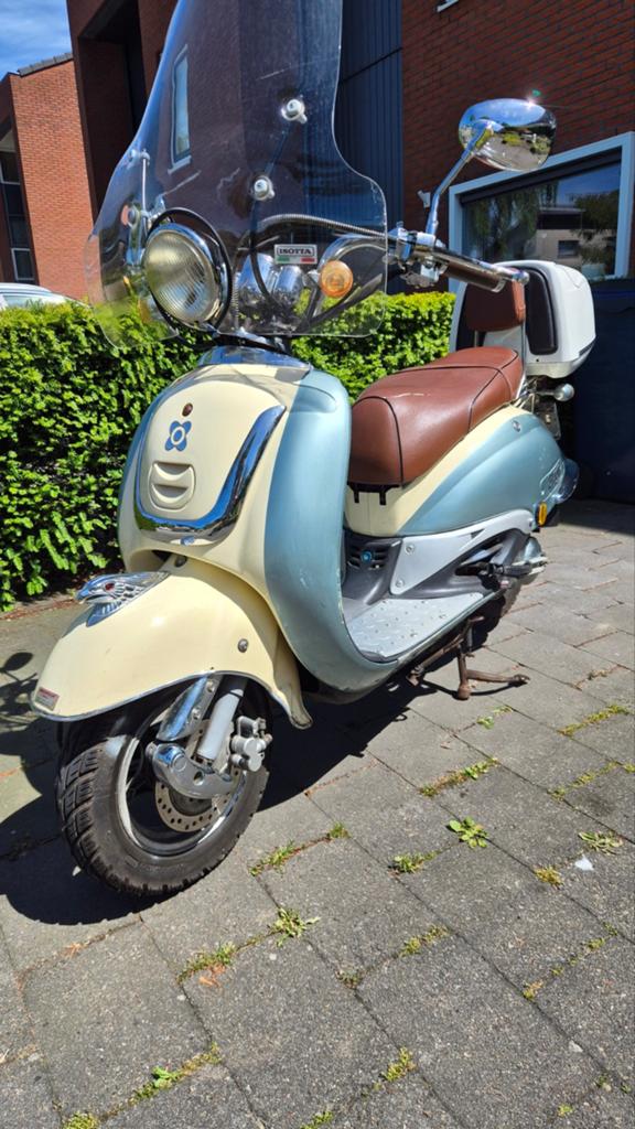 AGM Retro scooter (blauw kenteken/snor), Ophalen, Gebruikt, Overige modellen, Benzine