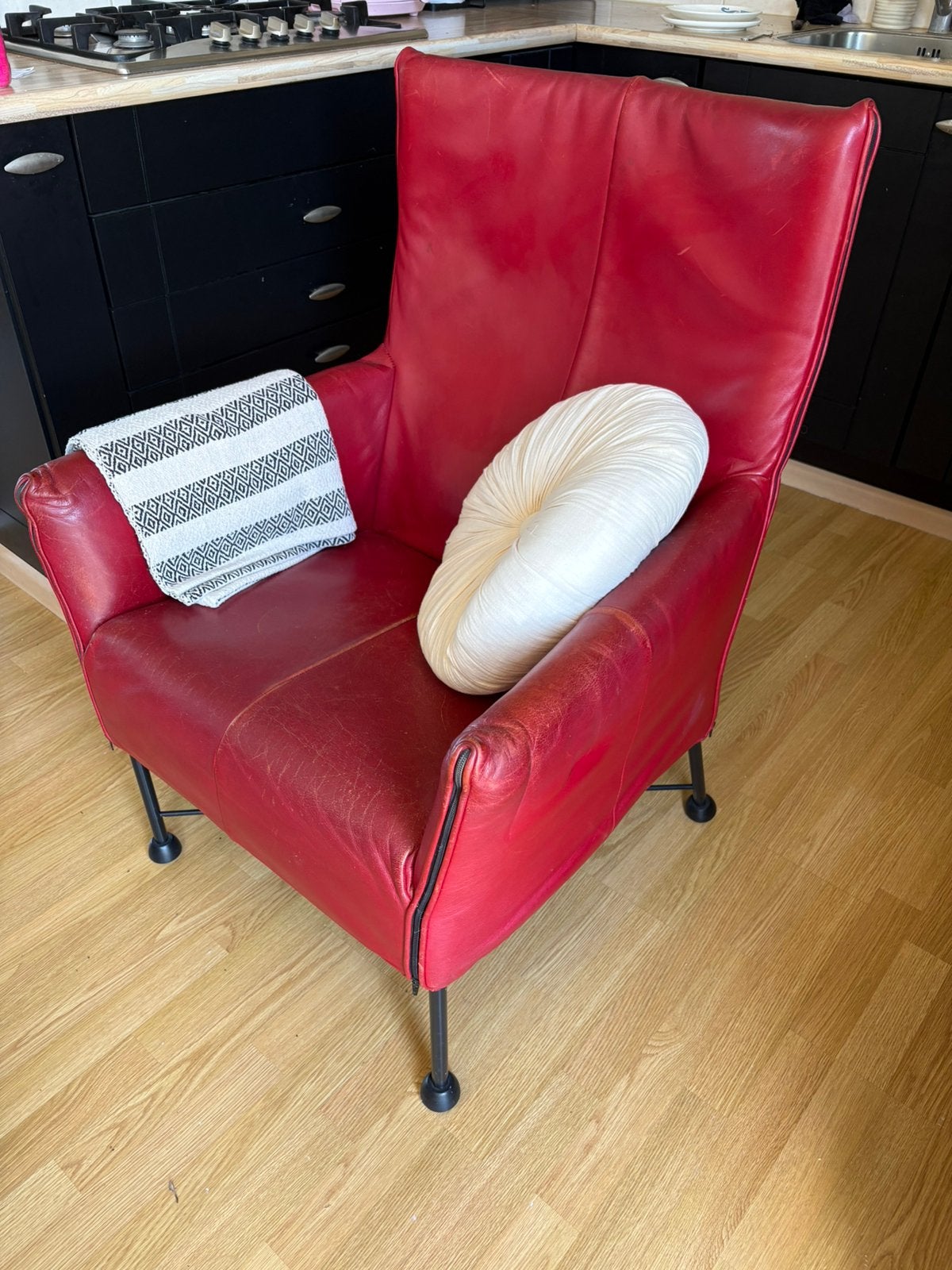 Montis Charly fauteuil rood leer, Huis en Inrichting, Ophalen, Strak, Zo goed als nieuw, 50 tot 75 cm