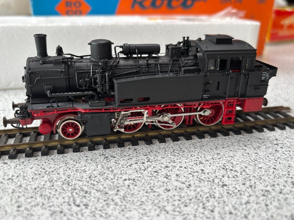 Stoomloc BR 74 van Roco, Ophalen of Verzenden, Zo goed als nieuw, Roco, Analoog