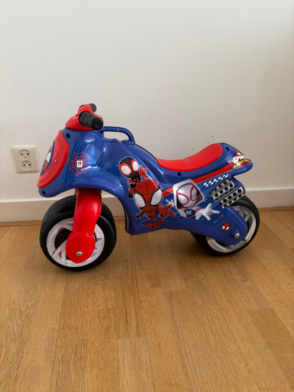 Spider-Man Loopmotor / Loopfiets Voor Peuters, Ophalen of Verzenden, Zo goed als nieuw, Loopfiets