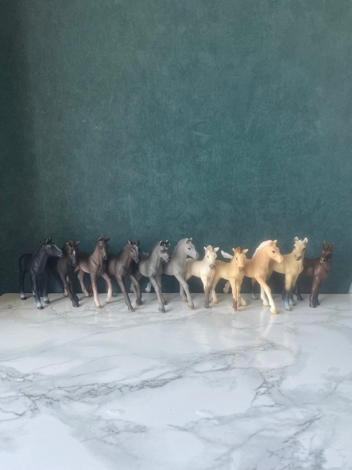 Schleich veulens - 11 stuks, Ophalen of Verzenden, Zo goed als nieuw, Paard, Beeldje of Figuurtje