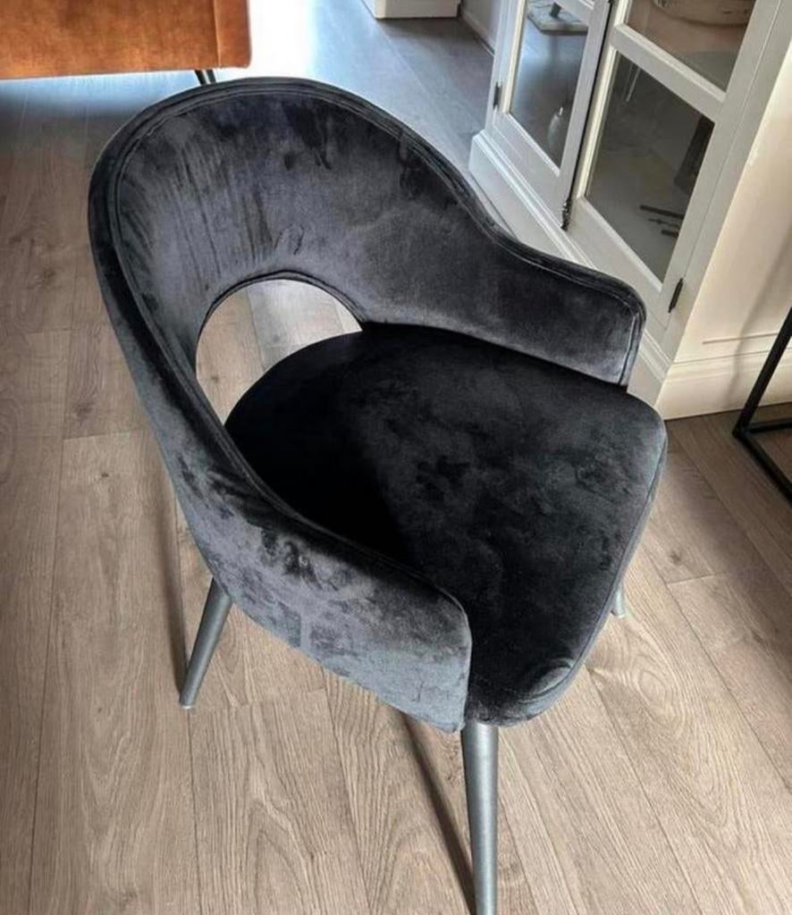 4 Chique zwarte velvet kuip eetkamerstoelen, Ophalen, Zwart, Hotel chique, Zo goed als nieuw