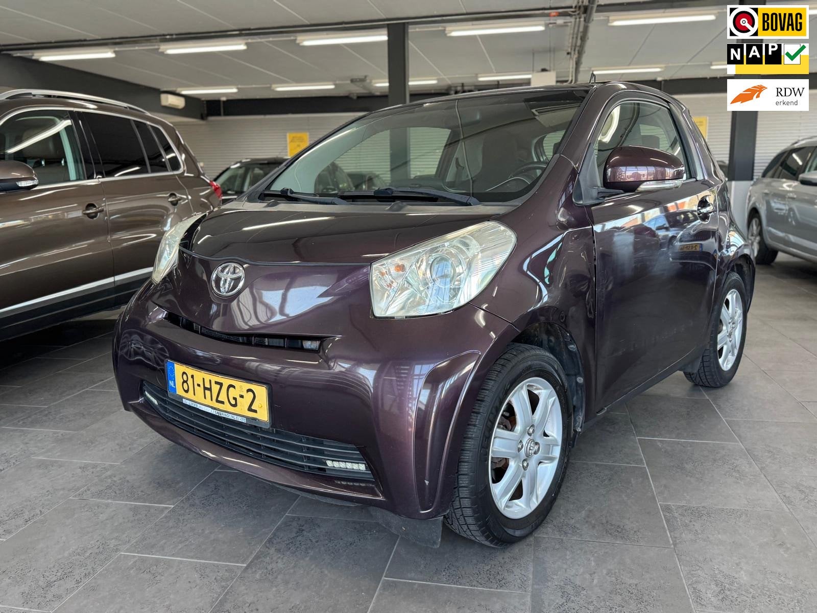 Toyota IQ 1.0 VVTi Comfort airco elektrische pakket lm-velge, Auto's, Stof, Gebruikt, Overige kleuren, 4 stoelen