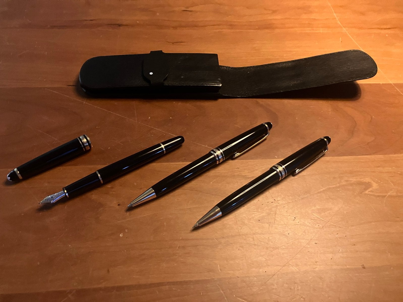 Mont Blanc Pennenset: Vulpen, Balpen, Vulpotlood met etui, Verzamelen, Ophalen of Verzenden, Zo goed als nieuw, Pennenset, Mont Blanc