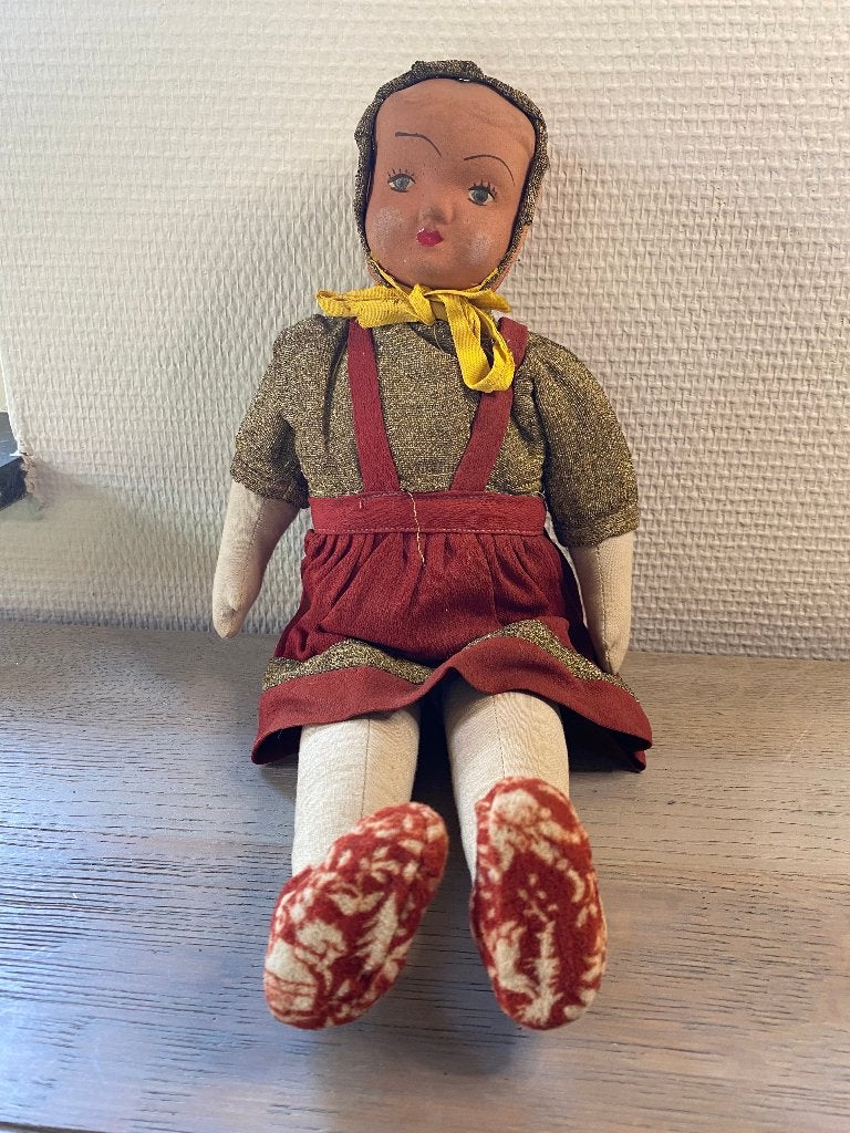 Antieke karakter pop met stoffen lijfje – Jaren 20/30 (40 cm, Verzamelen, Poppen, Ophalen of Verzenden, Gebruikt, Pop