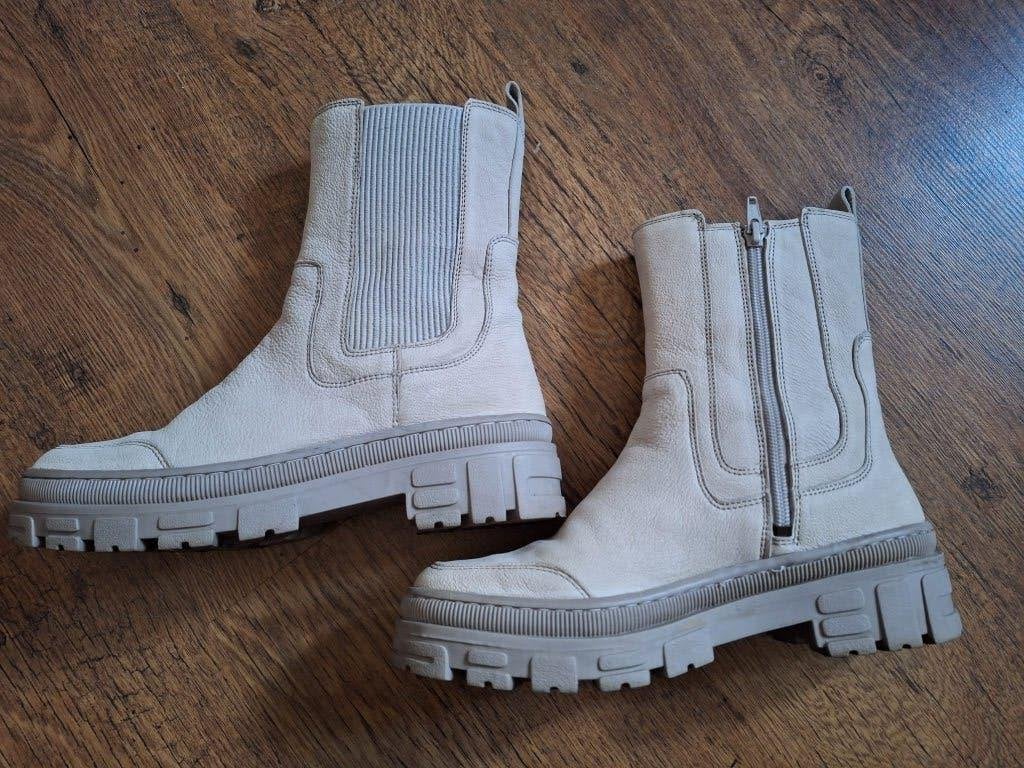 Stoere beige leren laarzen van Harper, maat 40, Hoge laarzen, Beige, Ophalen of Verzenden, Zo goed als nieuw