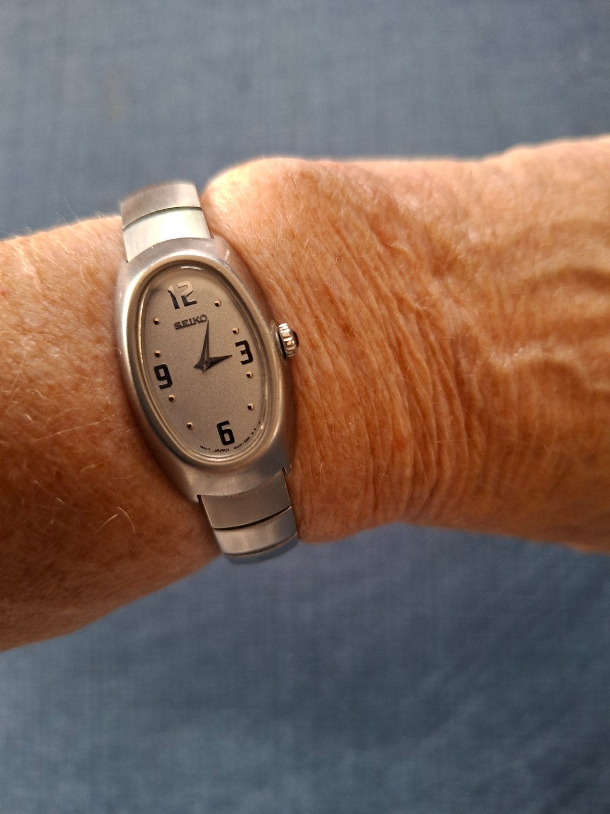 Seiko Dameshorloge - Waterdicht met Saffierglas, Staal, Polshorloge, Ophalen of Verzenden, Zo goed als nieuw