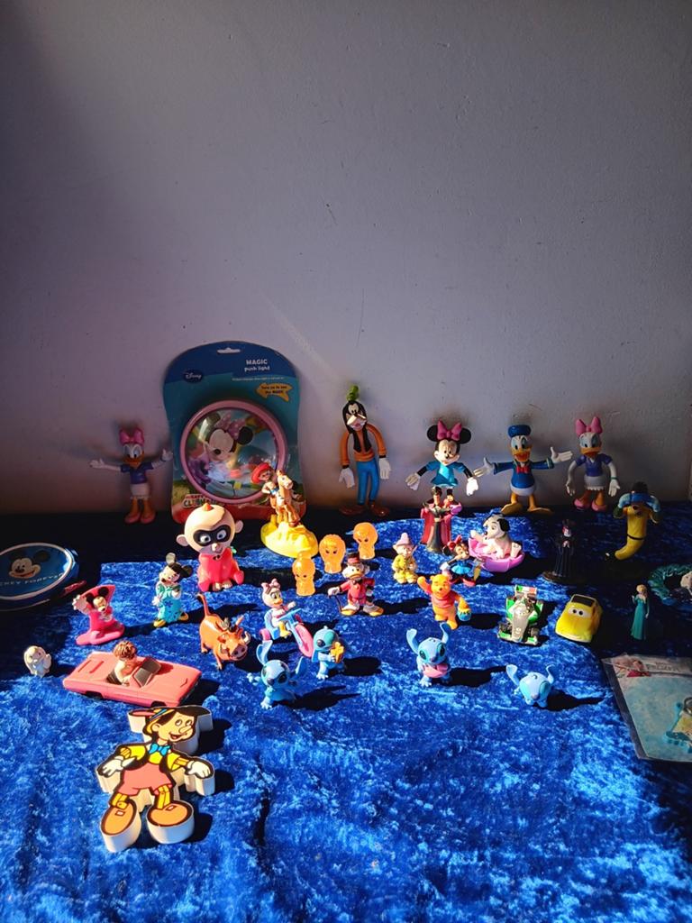 Grote collectie van 37 Disney figuren en beeldjes, Ophalen of Verzenden, Donald Duck, Gebruikt, Beeldje of Figuurtje