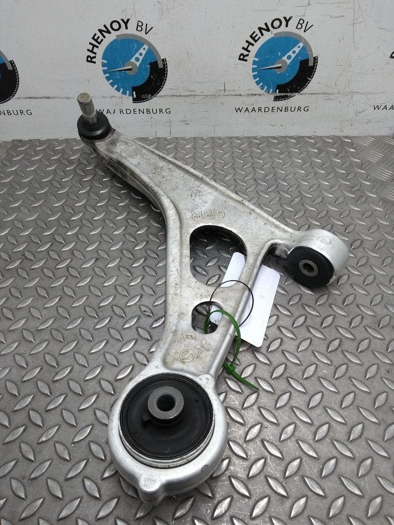 NISSAN QASHQAI J12E DRAAGARM ONDER LV 2025, Ophalen of Verzenden, Gebruikt, Stiba lid
