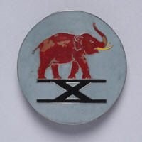 Gezocht: Gadja Merah mouwschildjes (metalen, stoffen), Ophalen of Verzenden, Landmacht, Nederland, Embleem of Badge