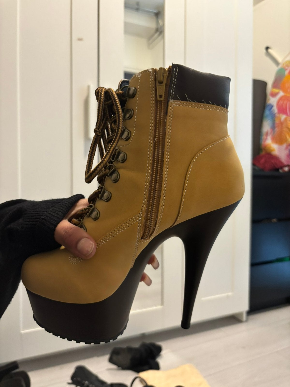Hoge hakken splinternieuw “timberland” style, Bruin, Verzenden, Nieuw, Schoenen met hoge hakken