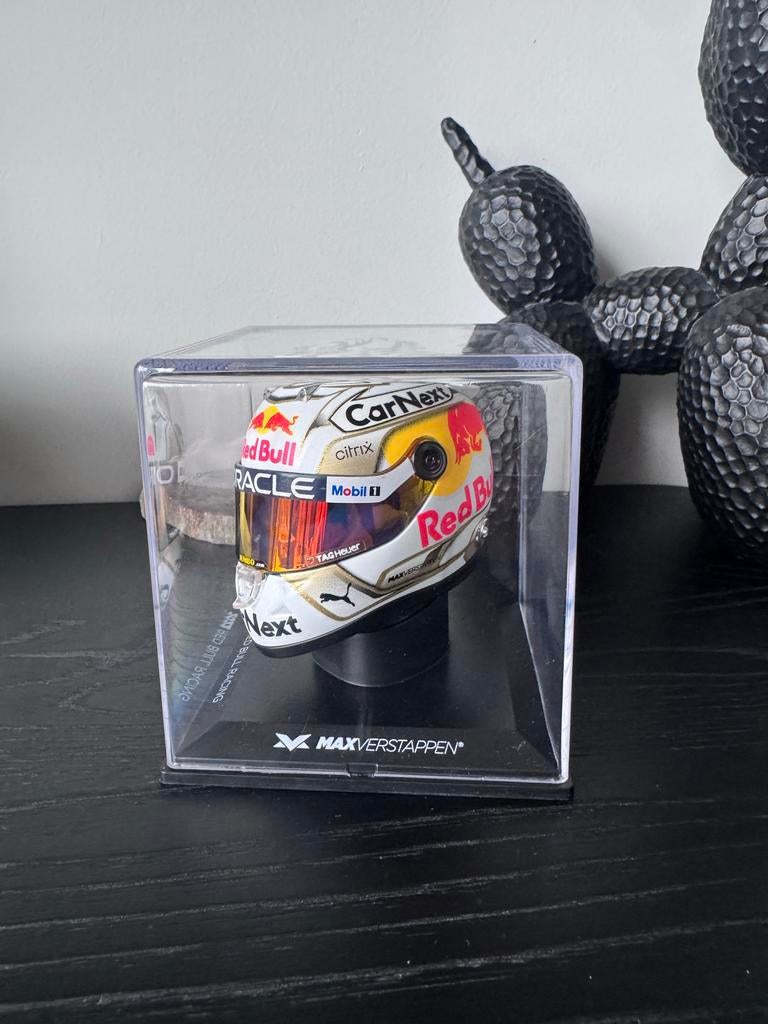 Max Verstappen 2022 Seizoenshelm 1/4 Schaal - Zeldzaam!, Ophalen of Verzenden, Nieuw, Overige typen