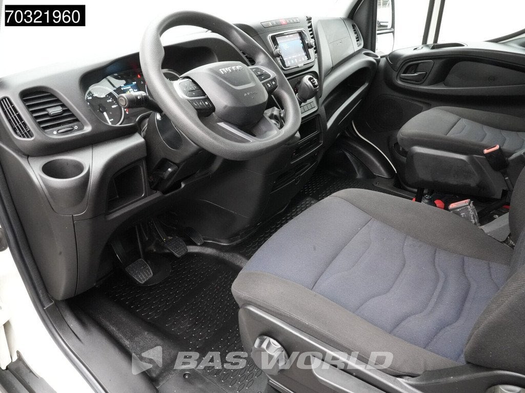 Iveco Daily 35C14 Dubbel Cabine Open Laadbak Dubbellucht 3,5, Auto's, Bestelauto's, Stof, Gebruikt, Euro 6, Iveco