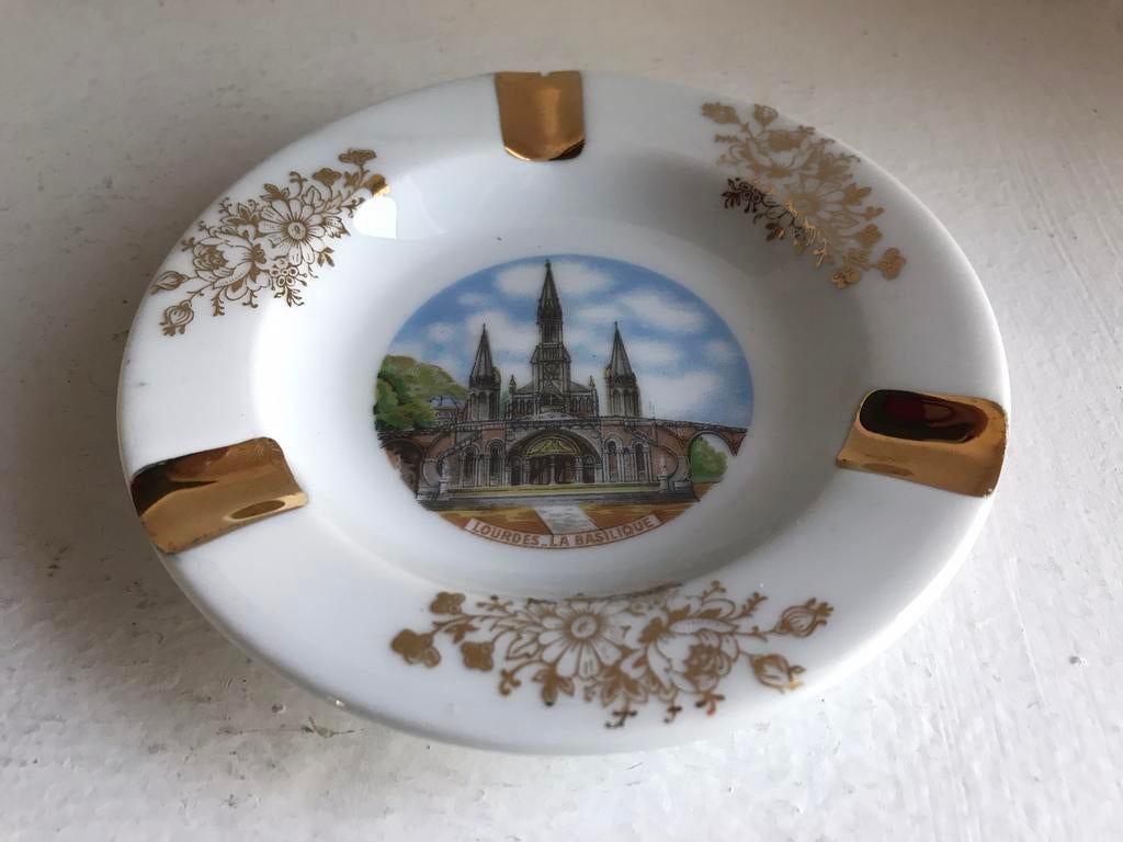 Asbak Lourdes Limoges, Ophalen of Verzenden, Gebruikt, Overige typen, Christendom | Katholiek