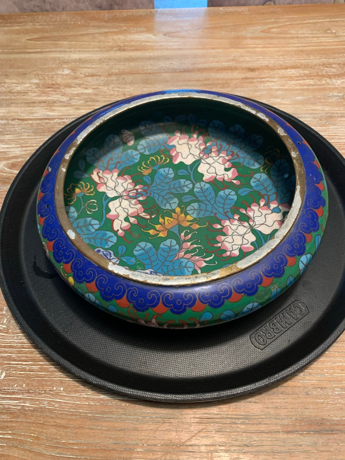 Antieke Chinese Cloisonné Kom met Bloemmotief, Antiek en Kunst, Ophalen
