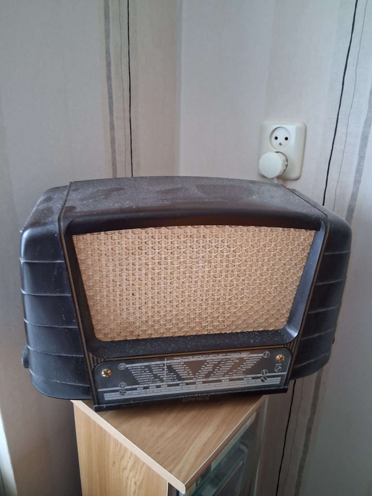Vintage Philips buizenradio - Decoratief object, Antiek en Kunst, Antiek | Tv's en Audio, Ophalen of Verzenden
