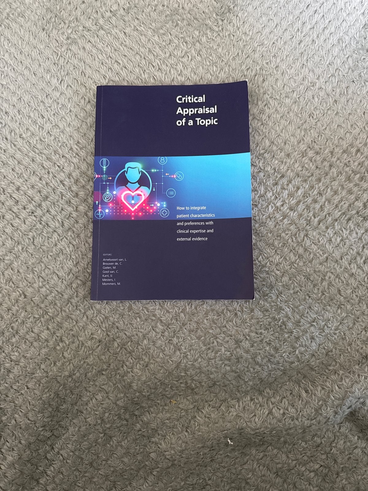 Critical Appraisal of a Topic - Medisch handboek, Boeken, Ophalen of Verzenden, Beta, Gelezen, WO