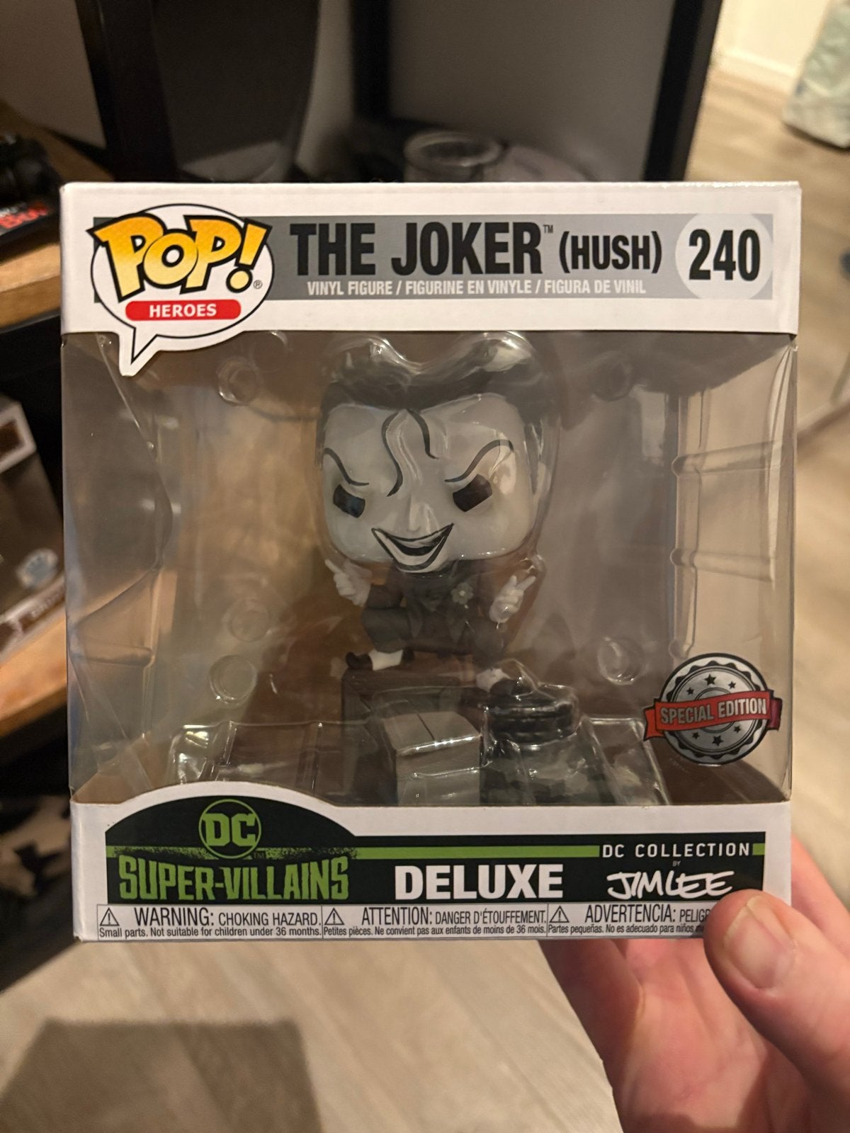 Funko Pop! The Joker (Hush) 240 - Special Edition - Nieuw, Ophalen of Verzenden, Zo goed als nieuw