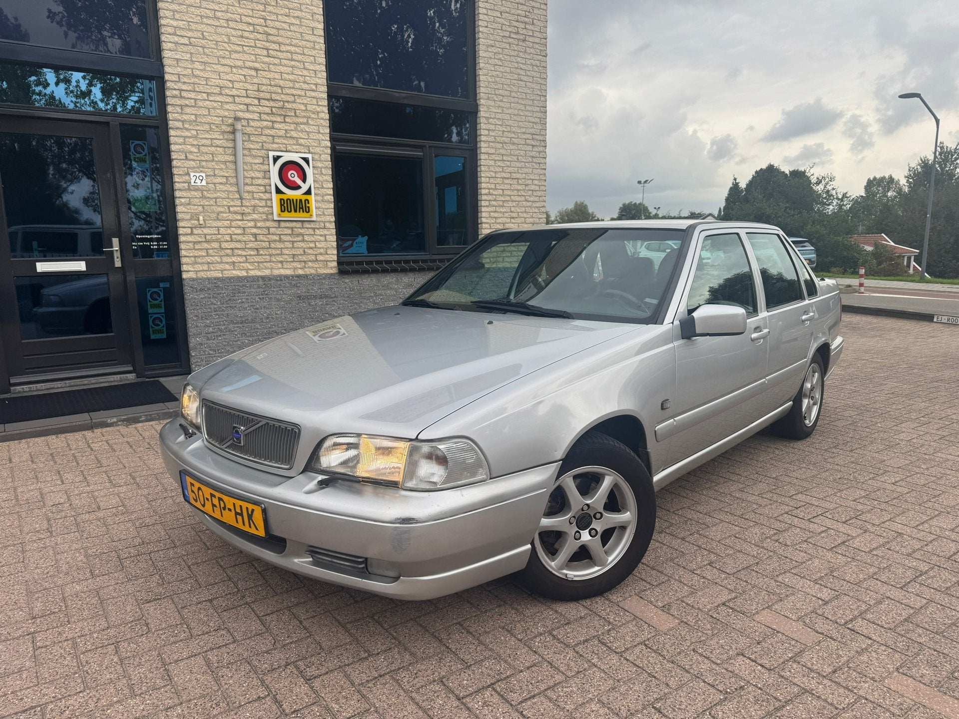 Volvo S70 2.4 Polar- buitenkansje!- betrouwbaar rijden, Voorwielaandrijving, Gebruikt, Origineel Nederlands, S70