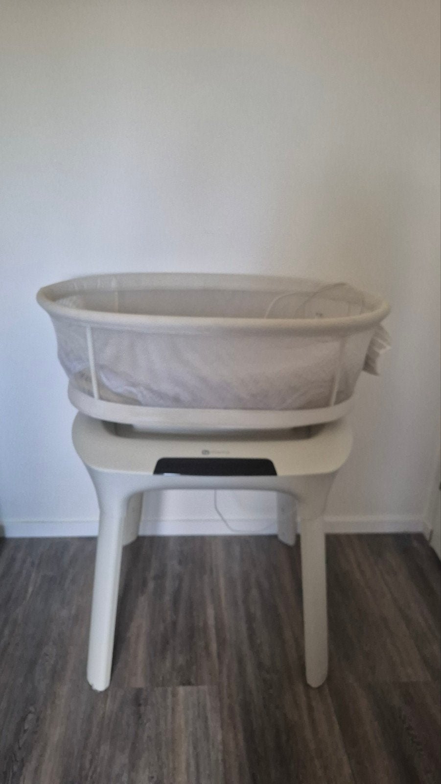 Mamaroo 4 Moms elektrische wieg - Zo goed als nieuw, Ophalen of Verzenden, Zo goed als nieuw, Wieg