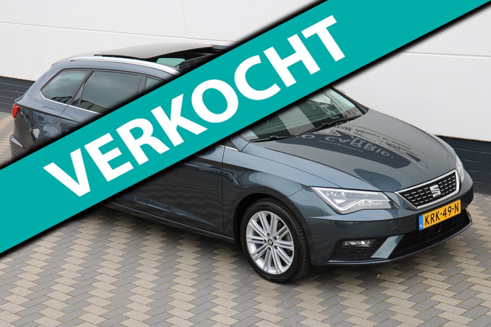 Seat Leon ST 1.5 TSI 150PK Xcellence Pano Carplay ECC Haak, Voorwielaandrijving, Zwart, 4 cilinders, 150 pk