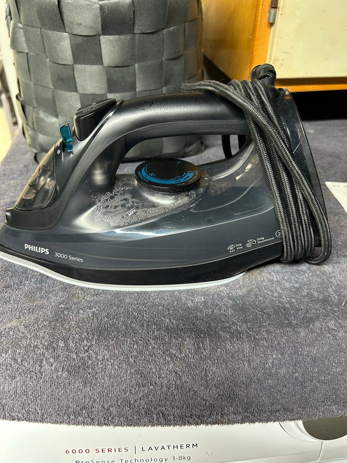 Philips 3000 Series Strijkijzer - 2600W Stoomstrijkijzer, Ophalen, Gebruikt, Strijkijzer met snoer