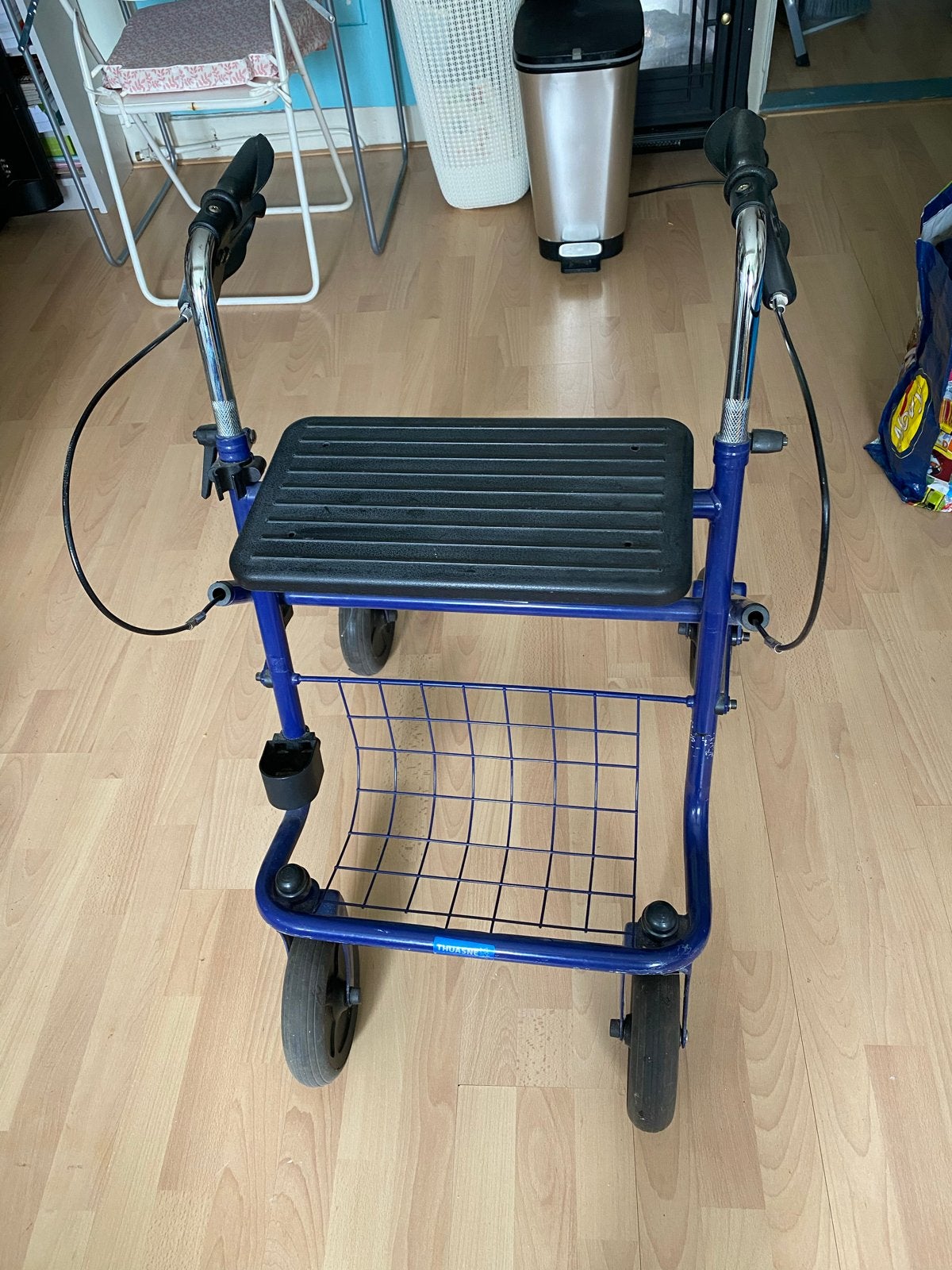 Blauw Rollator €20, Diversen, Rollators, Ophalen, Opvouwbaar, Gebruikt