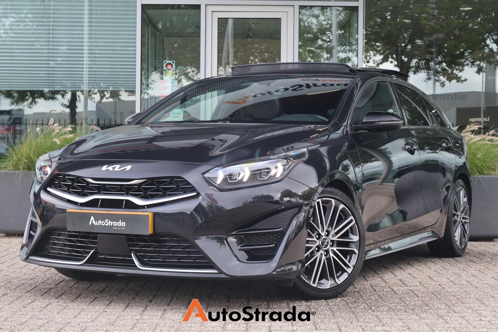 Kia Proceed 1.5 T-GDi GT-Line 140pk | Pano | JBL | ACC | Cam, Auto's, Dealer onderhouden, 1325 kg, Gebruikt, 4 cilinders