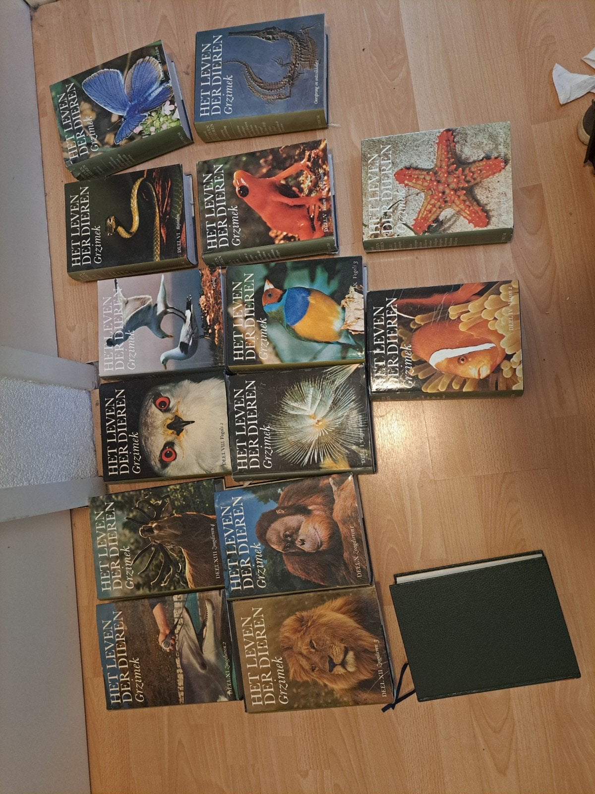 Het Leven Der Dieren - Grzimek (bijna Complete Set), Ophalen, Zo goed als nieuw, Natuur algemeen, Grzimek