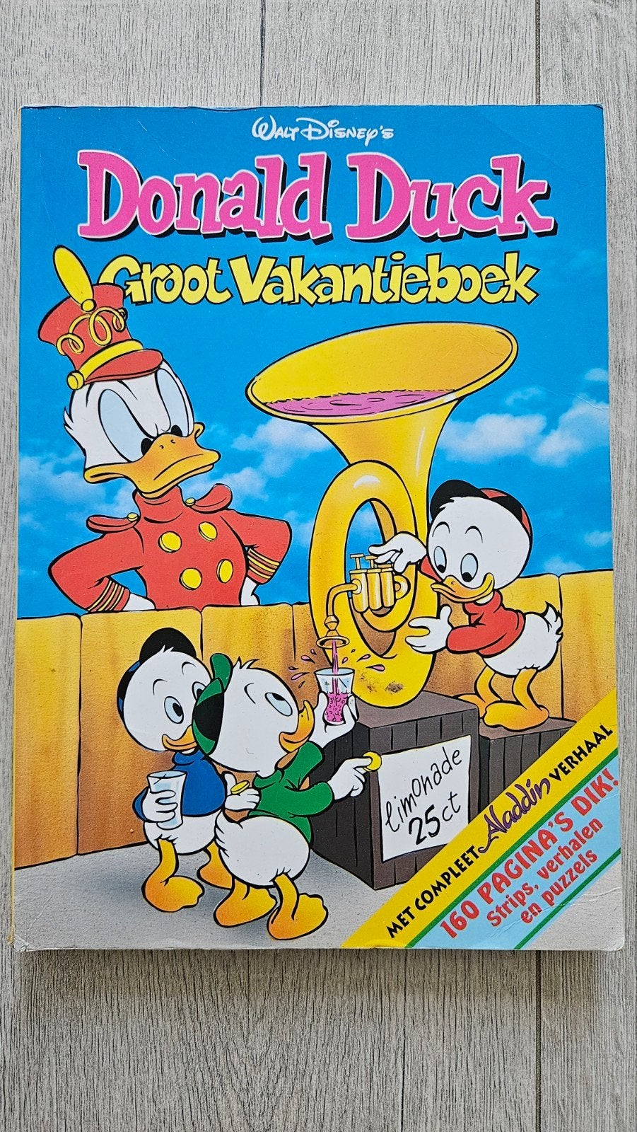 Donald Duck Groot Vakantieboek - GP Specialreeks nr. 4, Eén stripboek, Ophalen of Verzenden, Gelezen