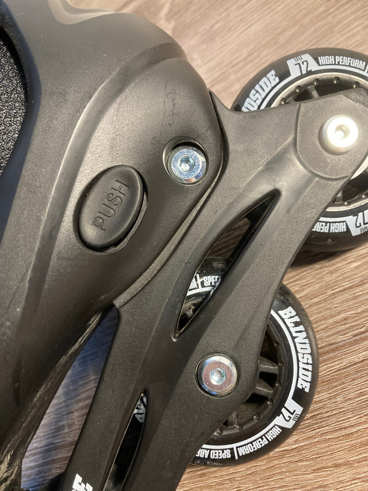 Nieuwe verstelbare skeelers maat 38-41, Ophalen of Verzenden, Verstelbaar, Inline skates 4 wielen