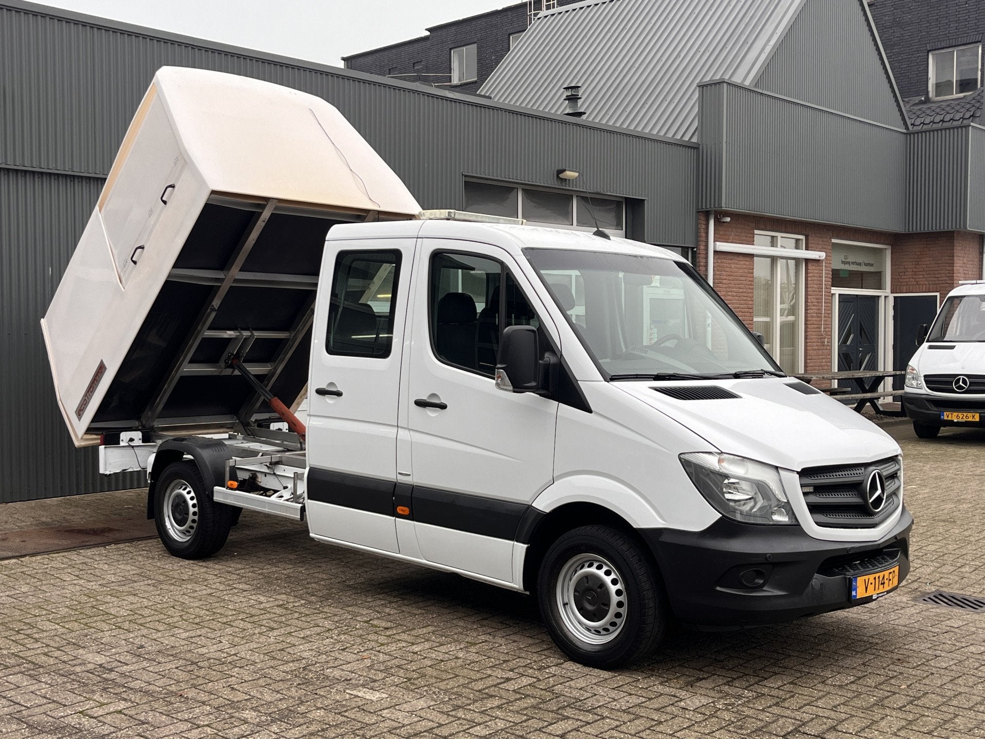 Mercedes-Benz Sprinter 311 2.2 CDI 366 DC Automaat Veegvuilk, Auto's, Gebruikt, 4 cilinders, Bedrijf, Diesel
