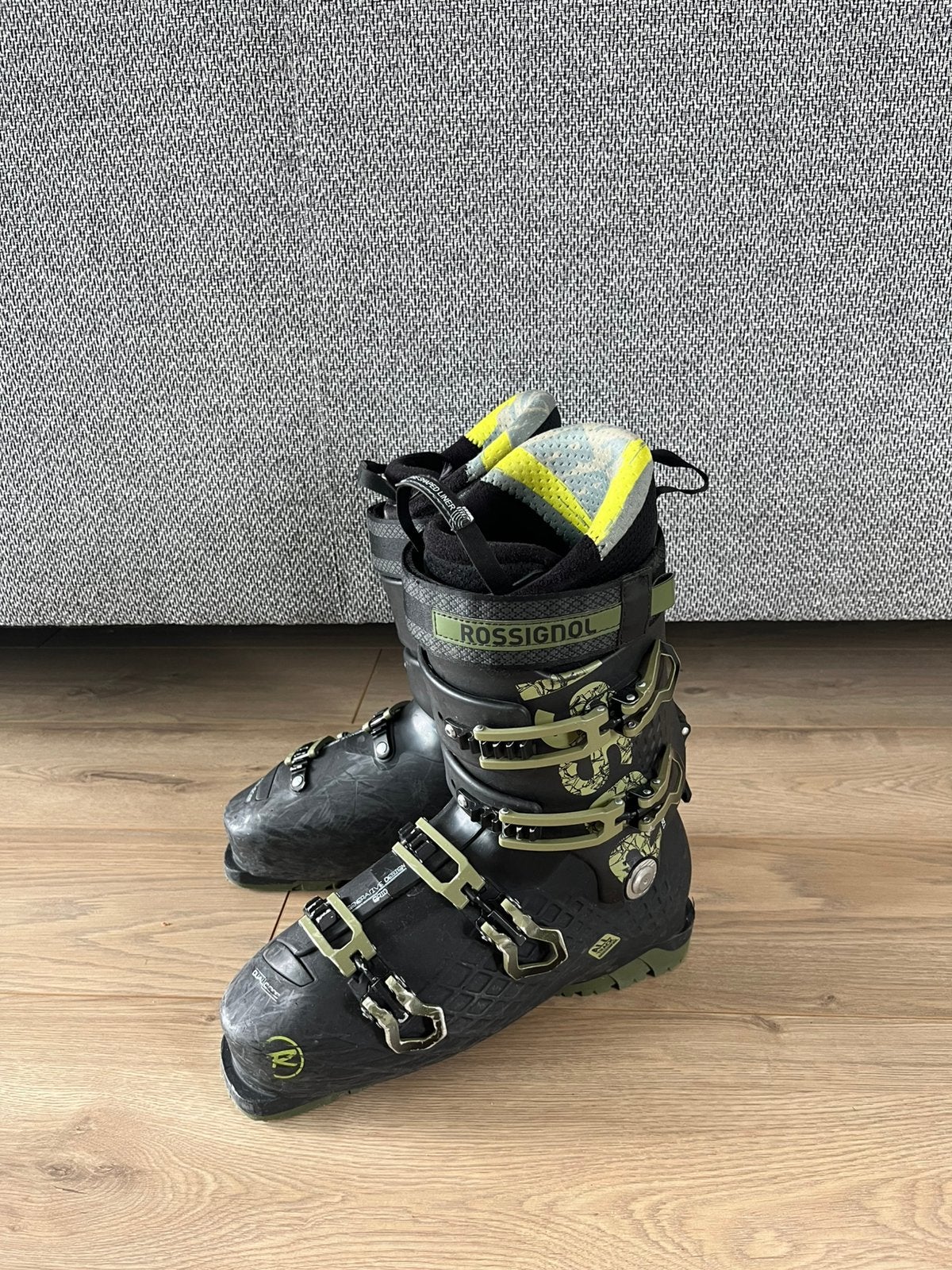 Rossignol skischoenen 120 maat 285 (43/44), Ophalen, 160 tot 180 cm, Gebruikt, Rossignol