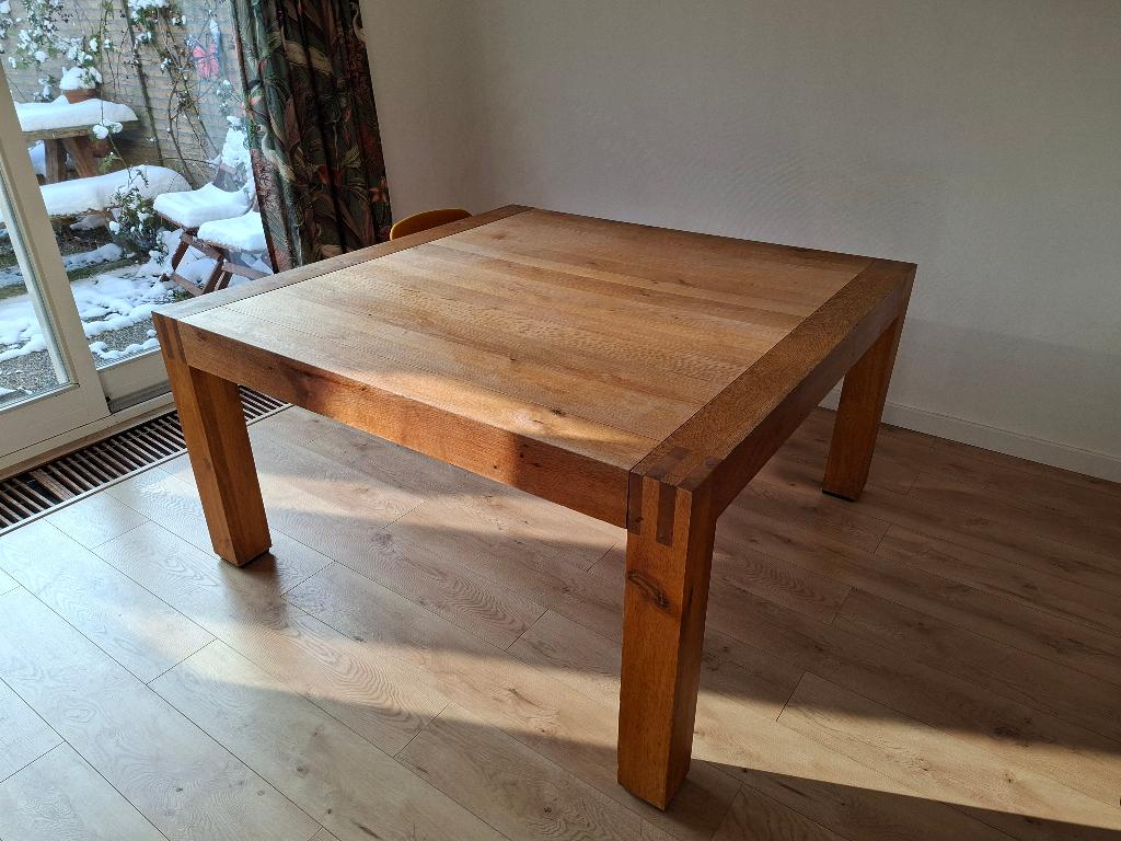 Linteloo vierkante tafel, Huis en Inrichting, Tafels | Eettafels, Ophalen, Gebruikt, Vijf personen of meer, 100 tot 150 cm