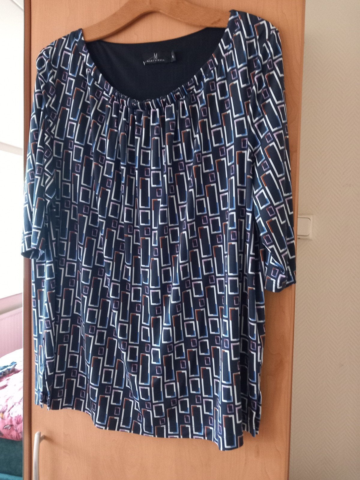 Prachtig shirt travelstof maat xxl, Maat 46/48 (XL) of groter, Ophalen of Verzenden, Zo goed als nieuw, Korte mouw