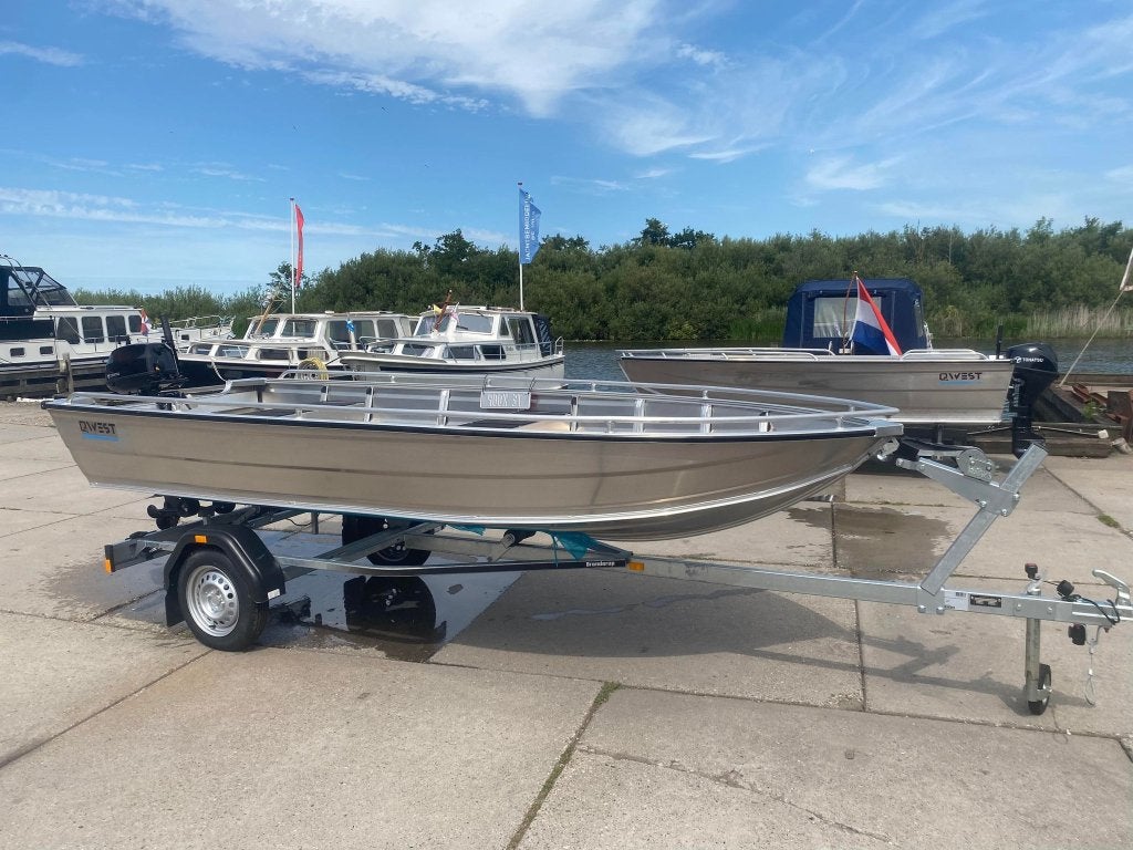 Qwest B421, Watersport en Boten, 50 cm, Overige merken, 4 m, Overige brandstoffen