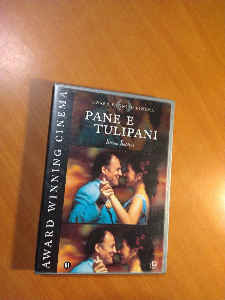 DVD Pane E Tulipani, Alle leeftijden, Ophalen of Verzenden, Zo goed als nieuw, Romantische komedie