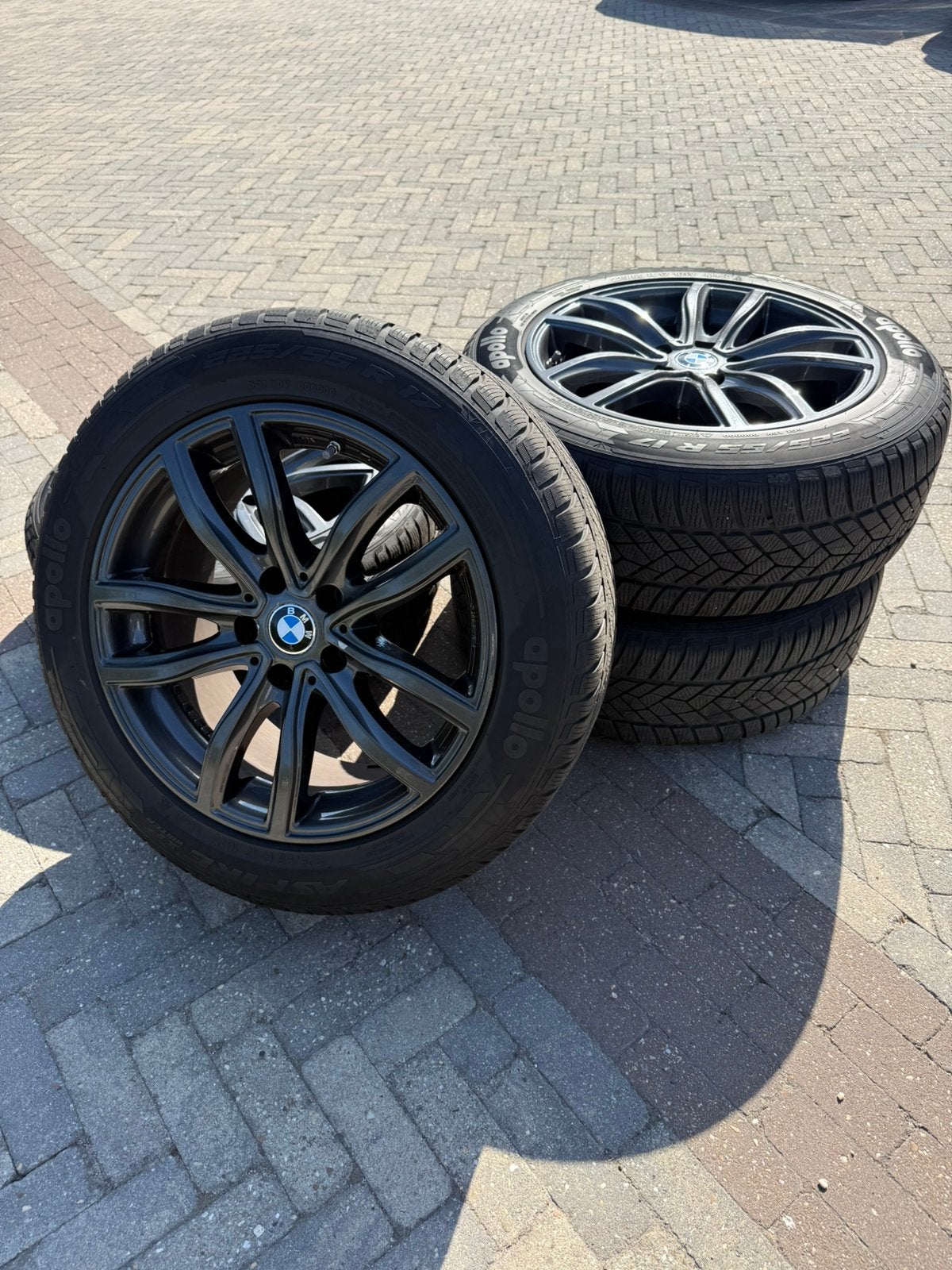 Complete 17 inch winterset, gebruikt onder een BMW., Auto-onderdelen, Banden en Velgen, Ophalen, Banden en Velgen, 17 inch, Winterbanden