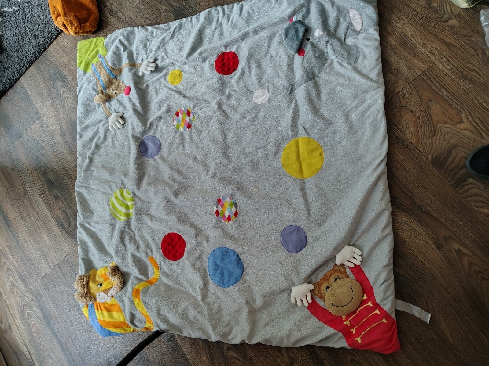 Vloerkleed speelkleed, Ophalen