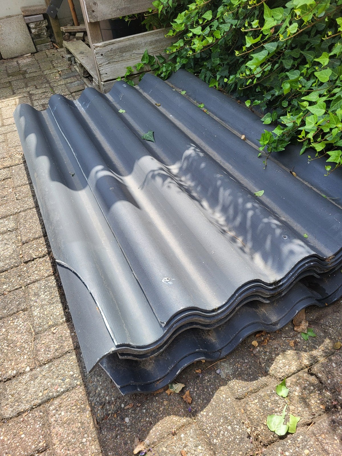 Zwarte golfplaten (asbestvrij) voor dakbedekking, Ophalen, Overige materialen, Gebruikt, Zwart