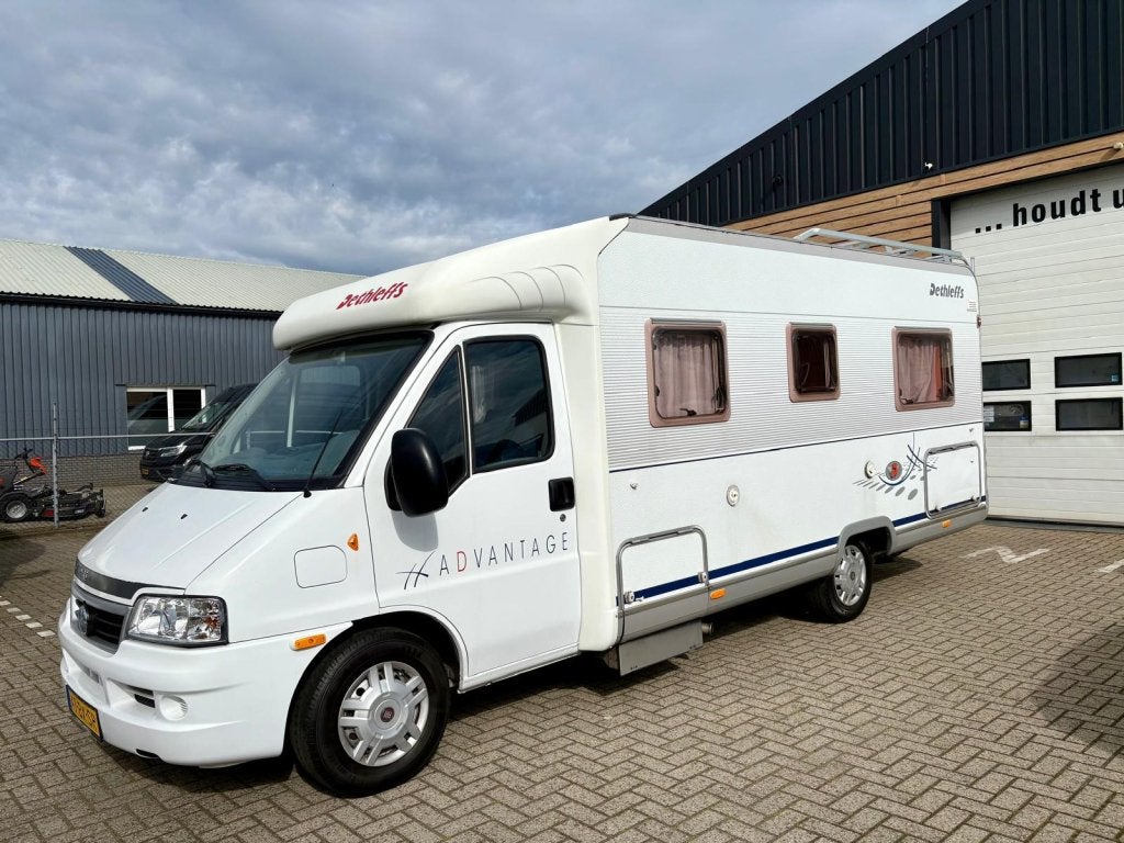 Dethleffs Advantage 6561, Caravans en Kamperen, Campers, Bedrijf, tot en met 3, Half-integraal, Dethleffs, Fiat, 6 tot 7 meter