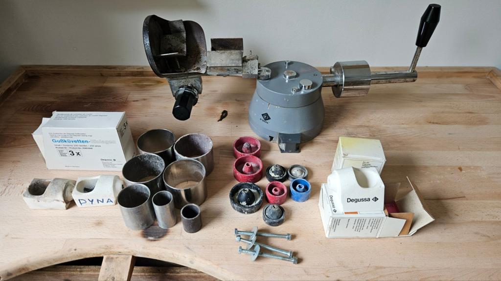 Slingergietapparaat Degussa, met bijbehoren, Doe-het-zelf en Verbouw, Gereedschap | Boormachines, Ophalen of Verzenden, Gebruikt