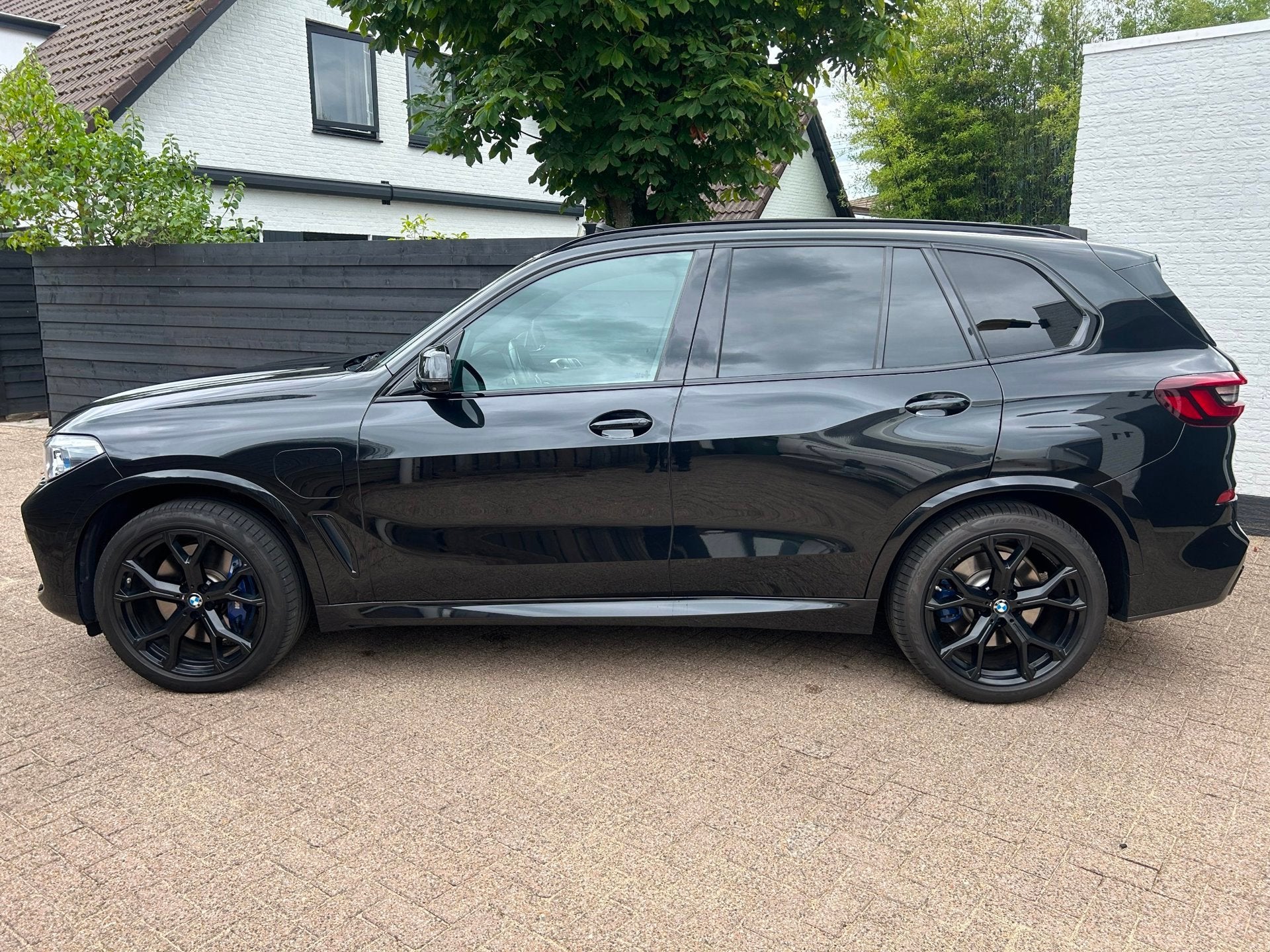 BMW X5 XDrive45e M-sport, B&W, Sky Lounge, Laser, Massage In, Gebruikt, 394 pk, Zwart, Vierwielaandrijving