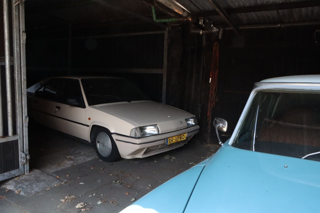 Nieuw! ruime, veilige autostalling voor oldtimer. € 60,- pmd, Auto diversen, Step Events, Sales@sportstep.nl, Oliesteeg, 10