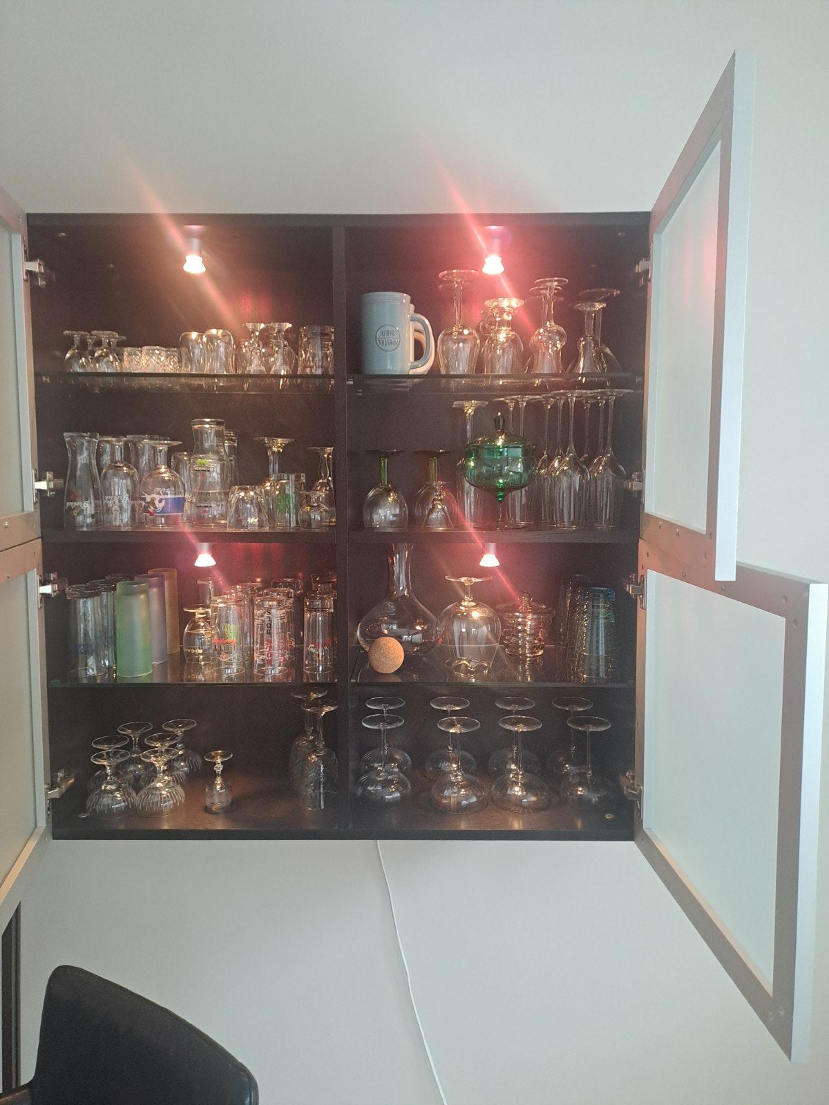 Vitrinekast met verlichting voor drank en glazen, Ophalen, 100 tot 150 cm, 100 tot 150 cm, Glas