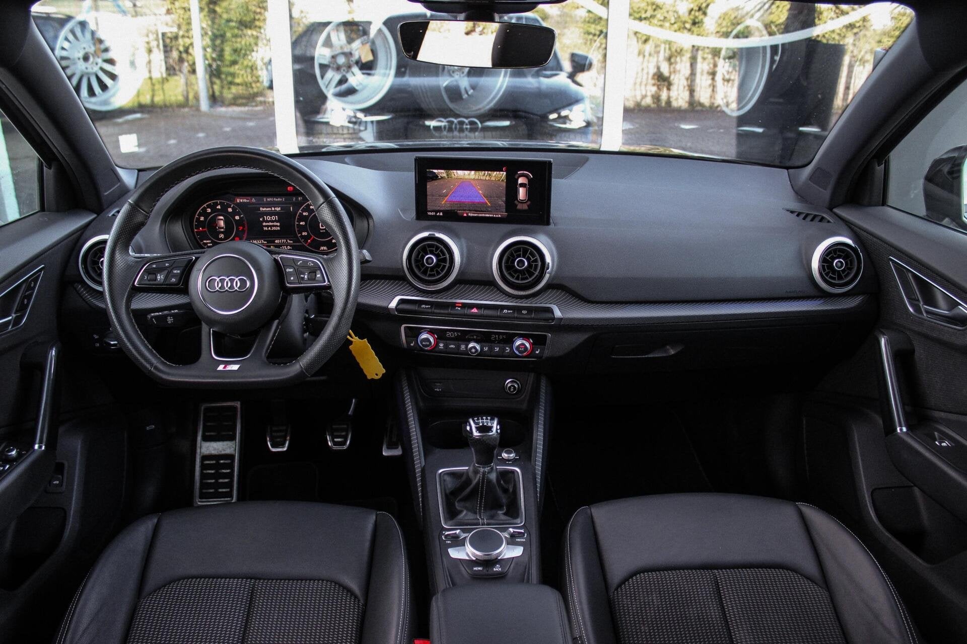 Audi Q2 30 TFSI S Edition S-Line | 1e eigenaar | NL auto | 1, Voorwielaandrijving, Dealer onderhouden, Gebruikt, Zwart
