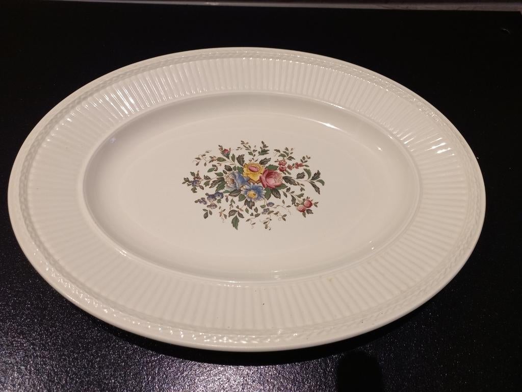 Wedgwood Conway Grote Platte Schaal - Nieuwstaat, Ophalen of Verzenden, Nieuw